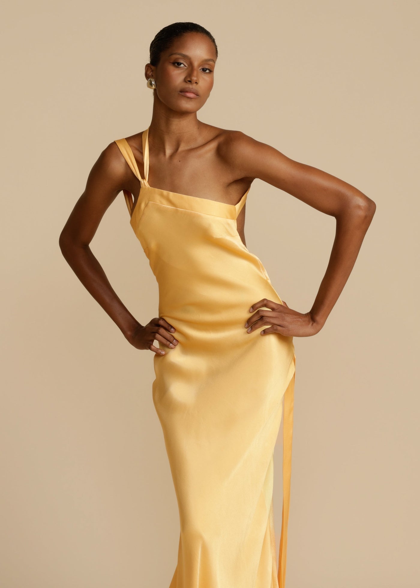 Andie – Vestido Elegante de un Solo Hombro
